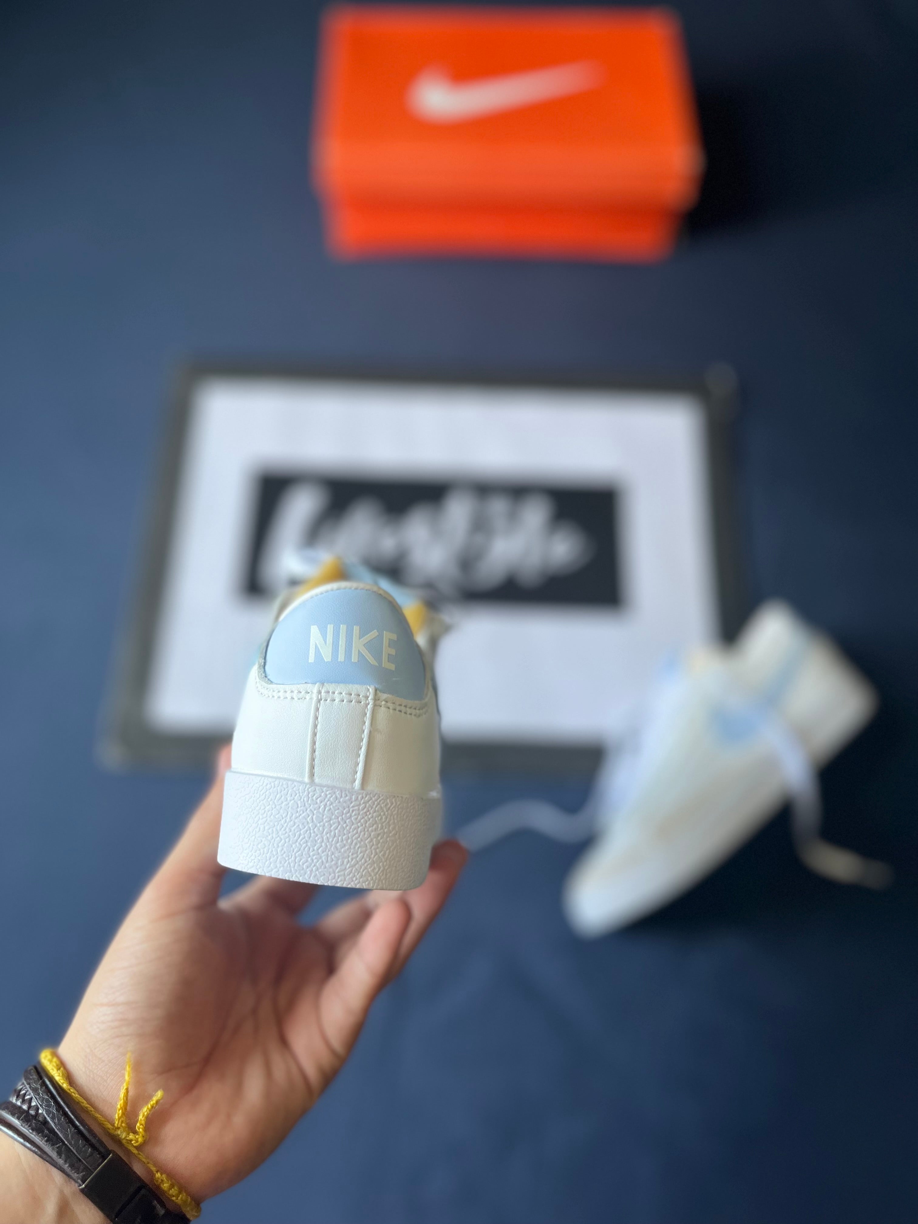 NIKE BLAZER LOW | DAMA