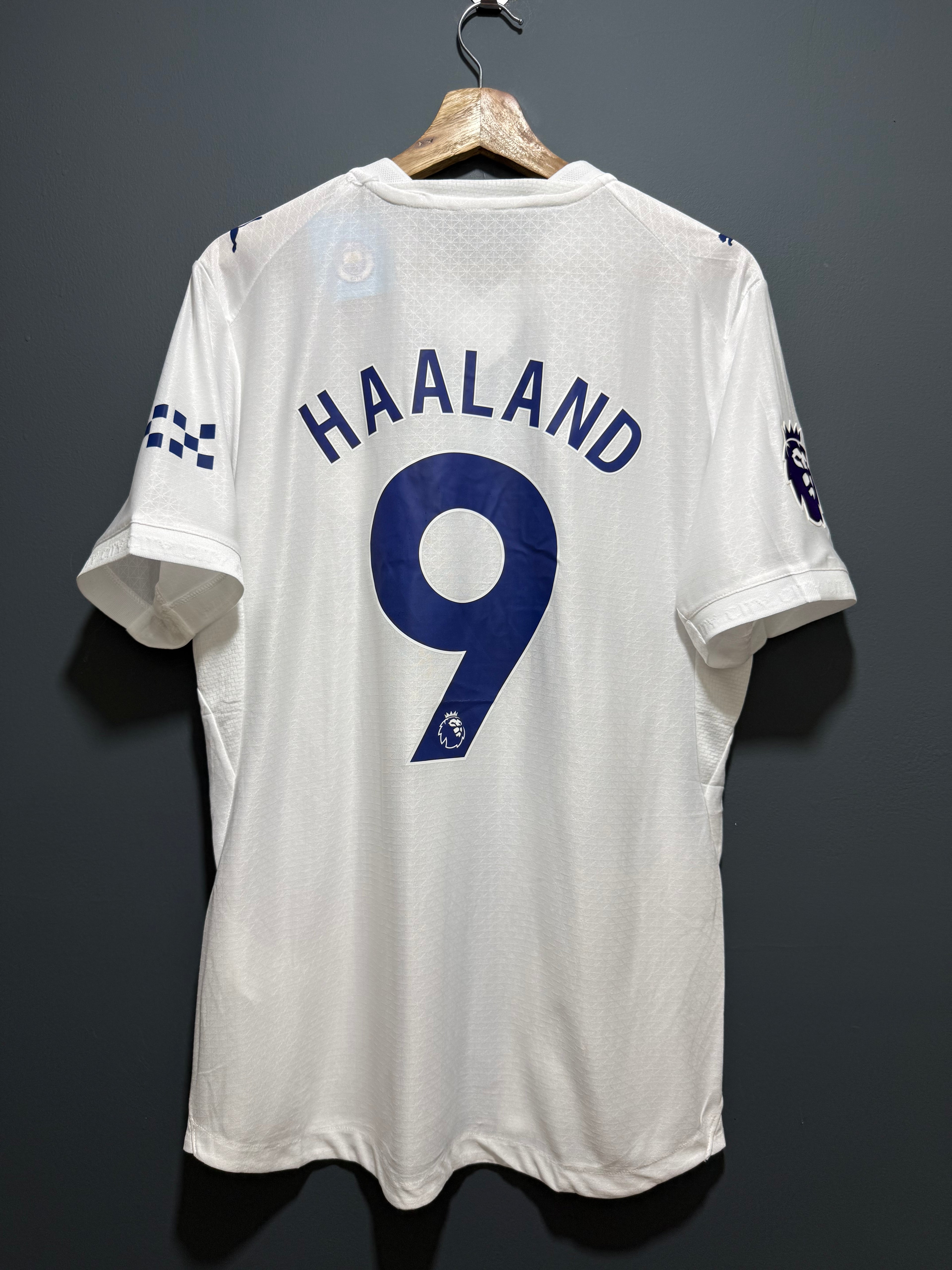 MANCHESTER CITY 2027 | IMPORTADA VERSION PLAYER | 9 HAALAND  | PARCHE PREMIER LEAGUE