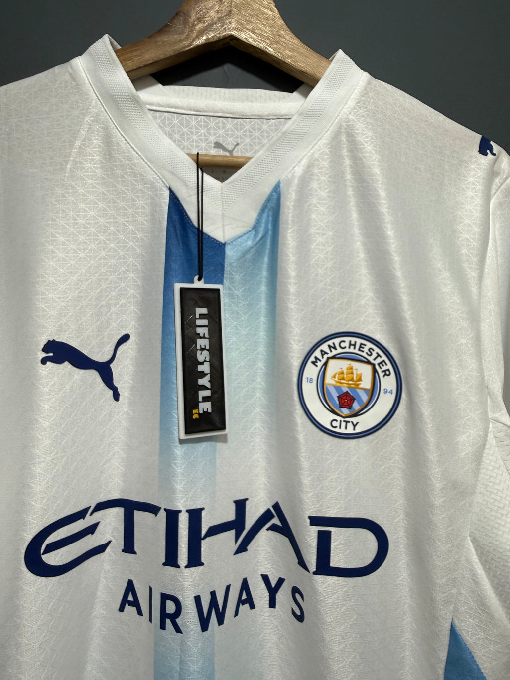 MANCHESTER CITY 2027 | IMPORTADA VERSION PLAYER | 9 HAALAND  | PARCHE PREMIER LEAGUE