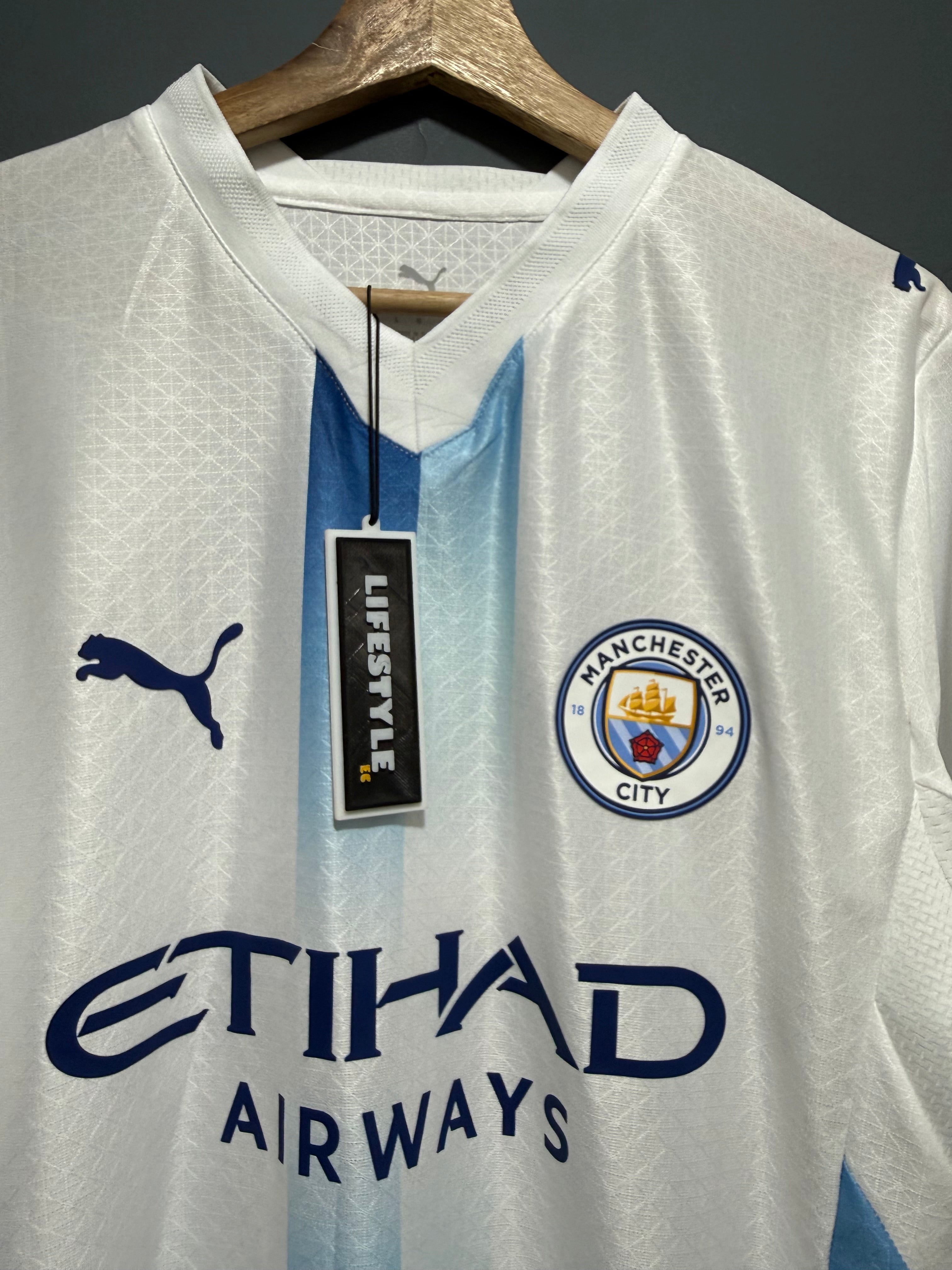 MANCHESTER CITY 2027 | IMPORTADA VERSION PLAYER | 9 HAALAND  | PARCHE PREMIER LEAGUE