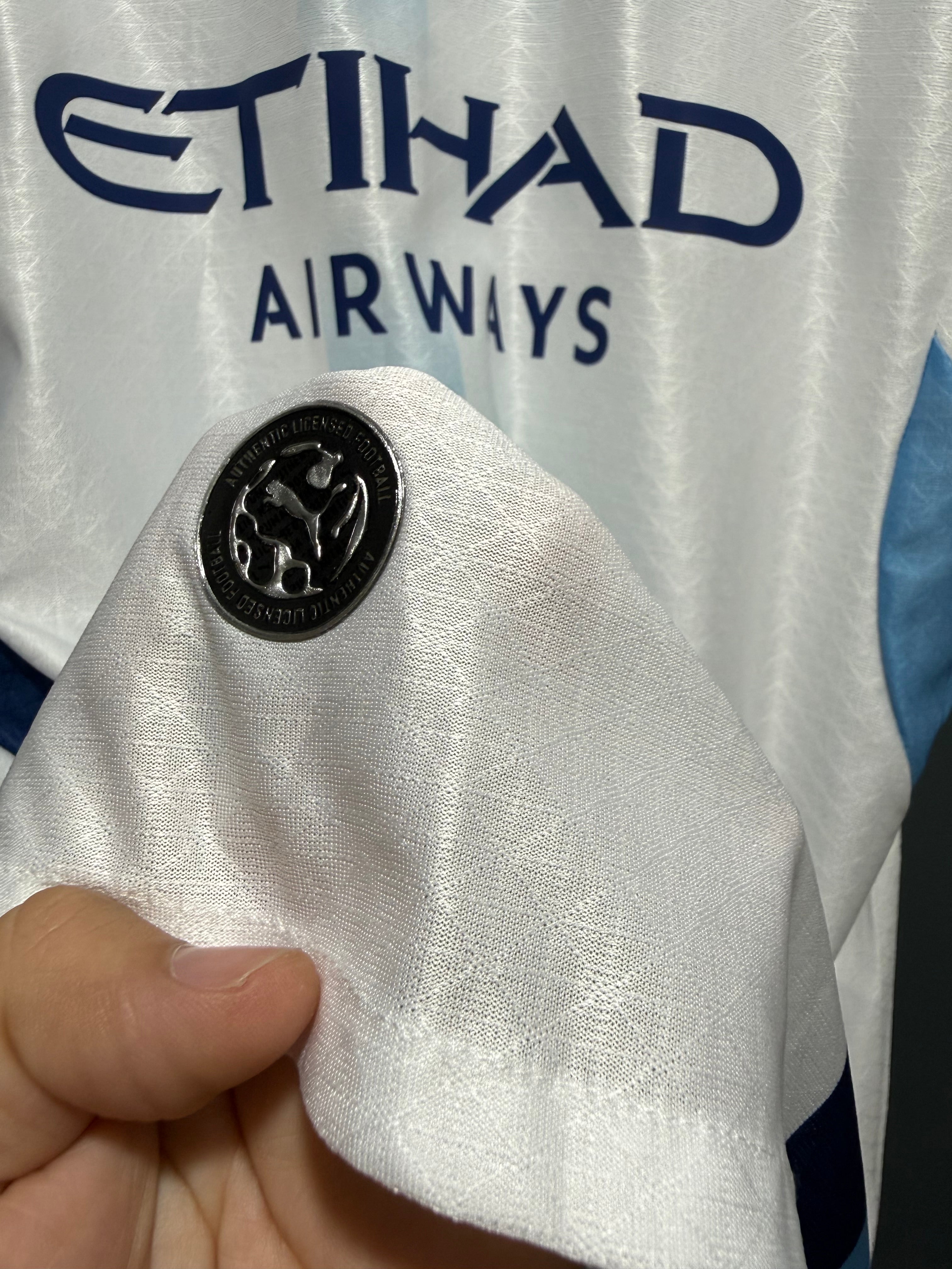MANCHESTER CITY 2027 | IMPORTADA VERSION PLAYER | 9 HAALAND  | PARCHE PREMIER LEAGUE