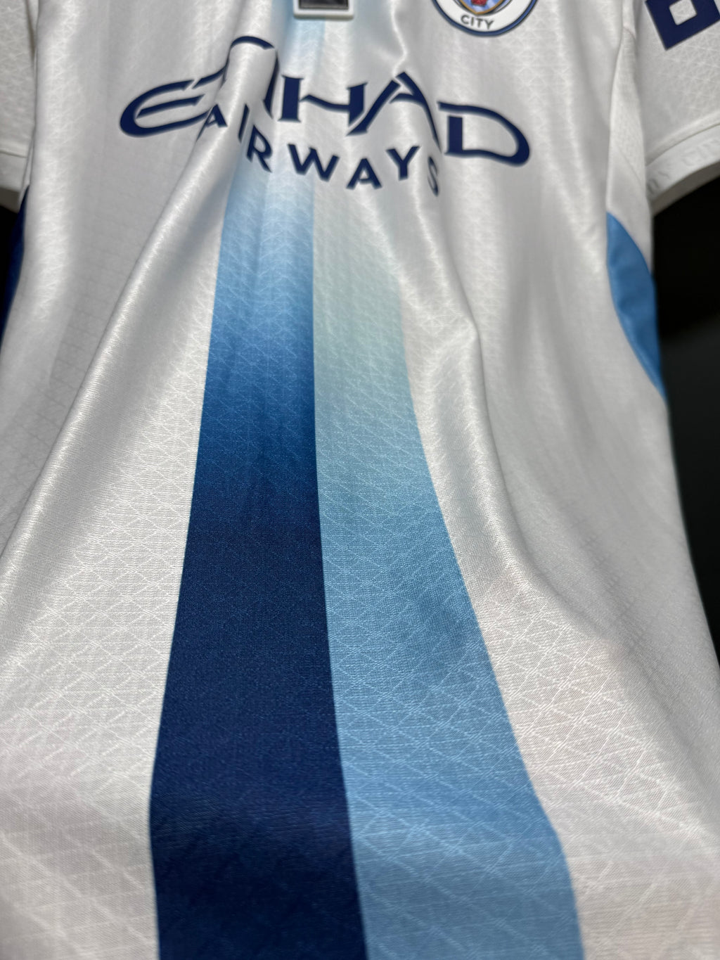 MANCHESTER CITY 2027 | IMPORTADA VERSION PLAYER | 9 HAALAND  | PARCHE PREMIER LEAGUE