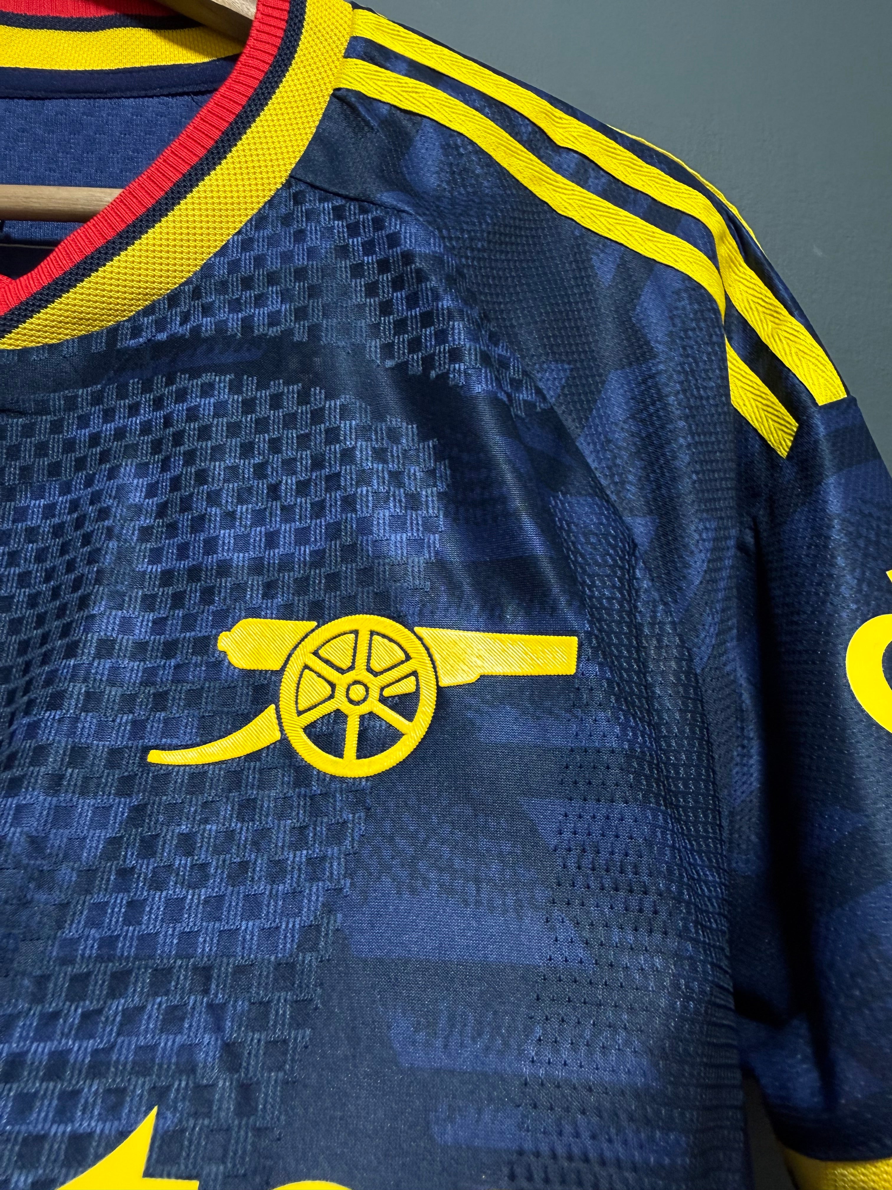 ARSENAL 2027 | IMPORTADA 5 HINCAPIÉ | PARCHE PREMIER LEAGUE