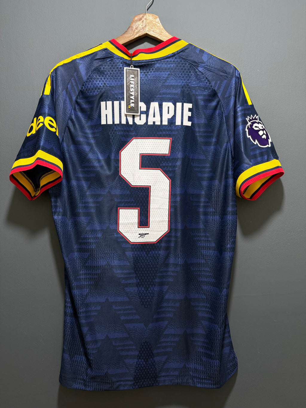 ARSENAL 2027 | IMPORTADA 5 HINCAPIÉ | PARCHE PREMIER LEAGUE
