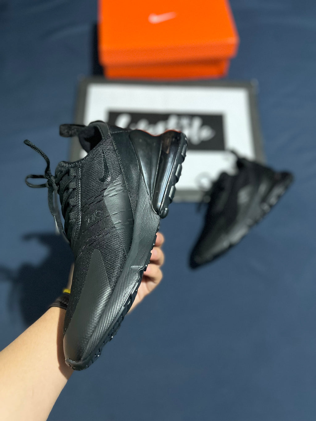 NIKE AIR MAX 270 | BLACK