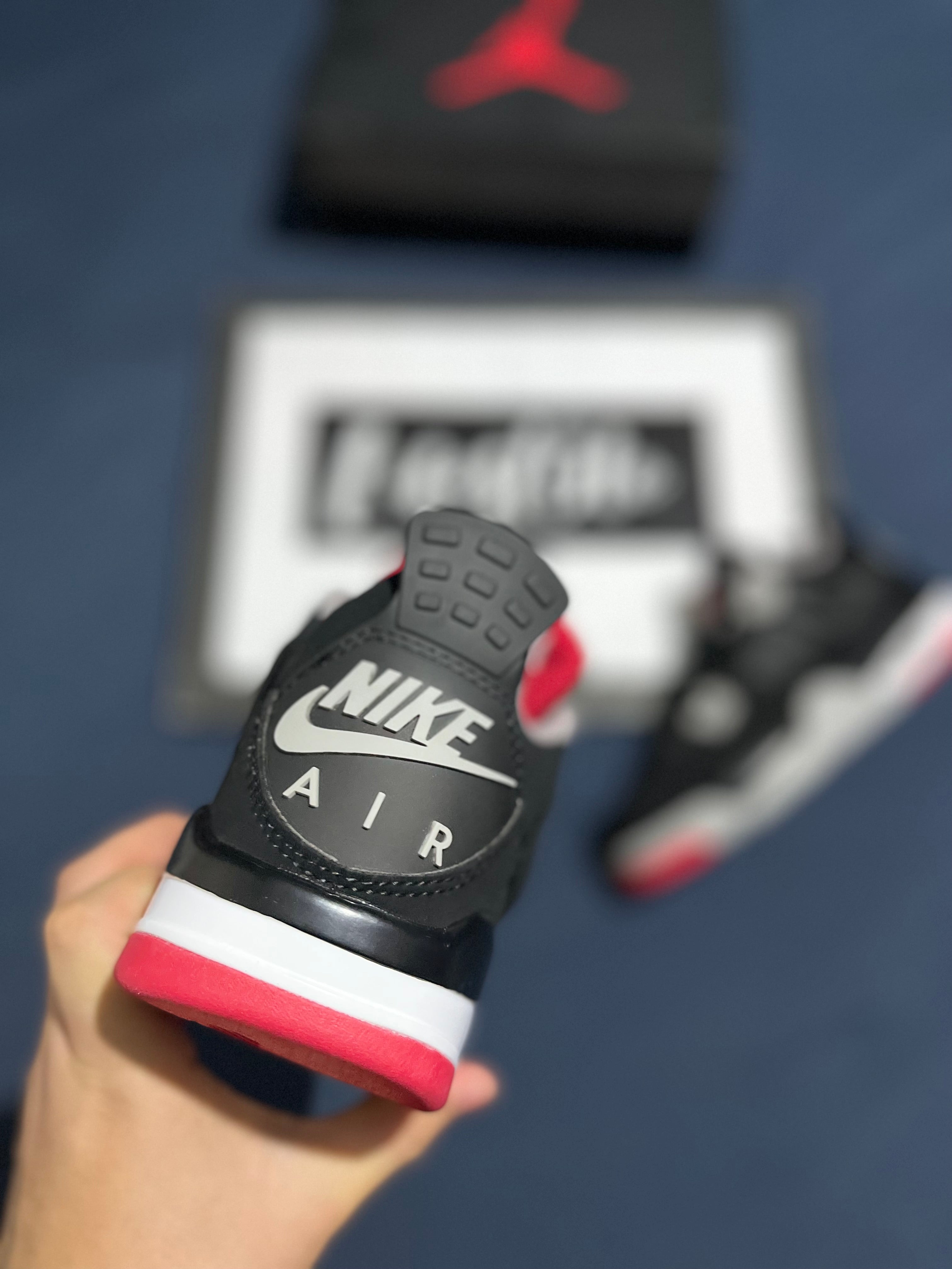 JORDAN RETRO 4 | BRED