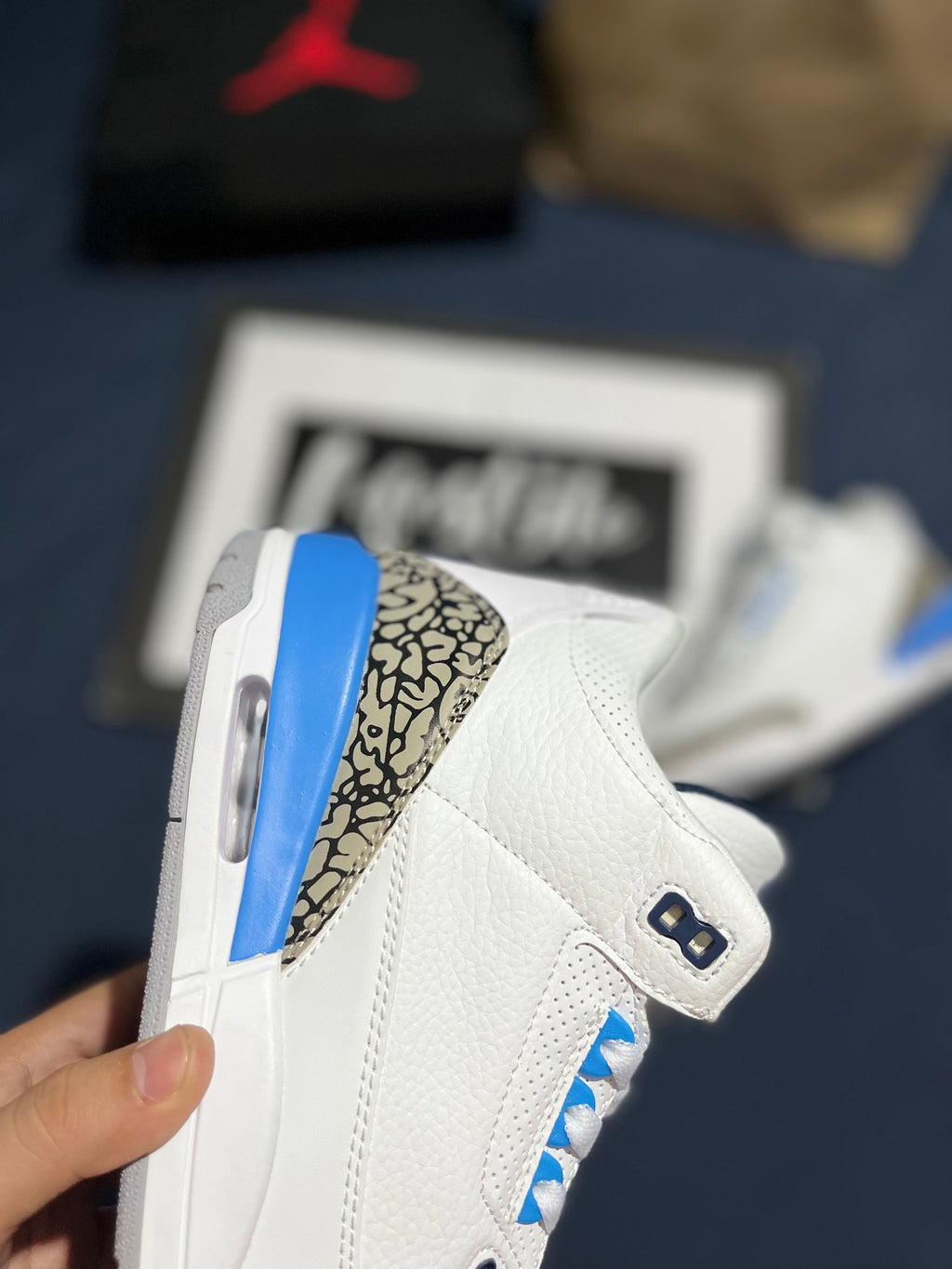 JORDAN RETRO 3 | UNC