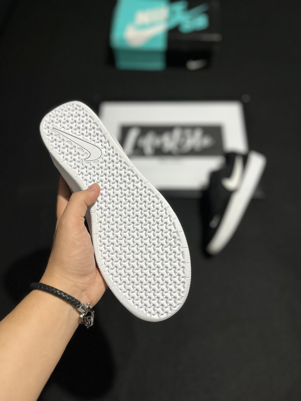 NIKE SB FORCÉ58