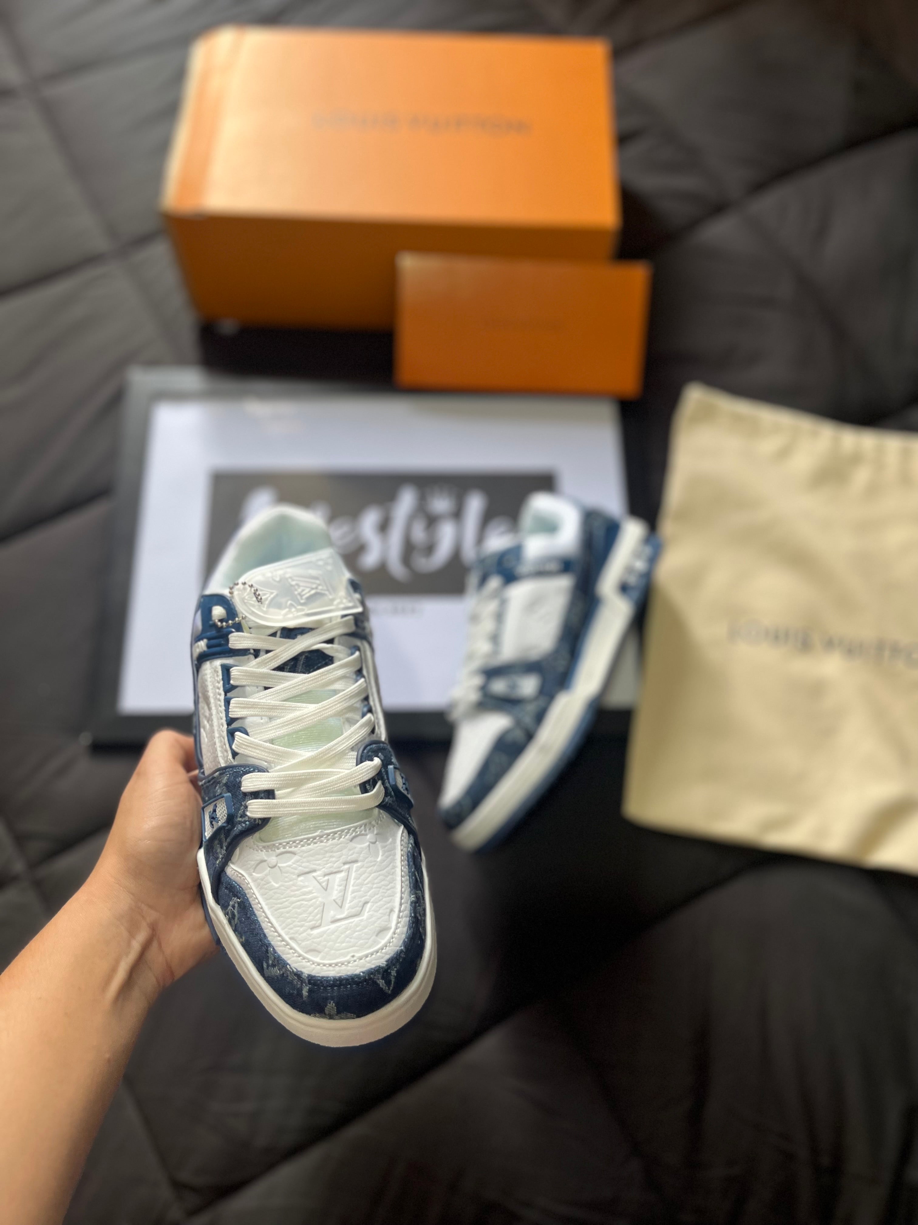 LOUIS VUITTON TRAINER