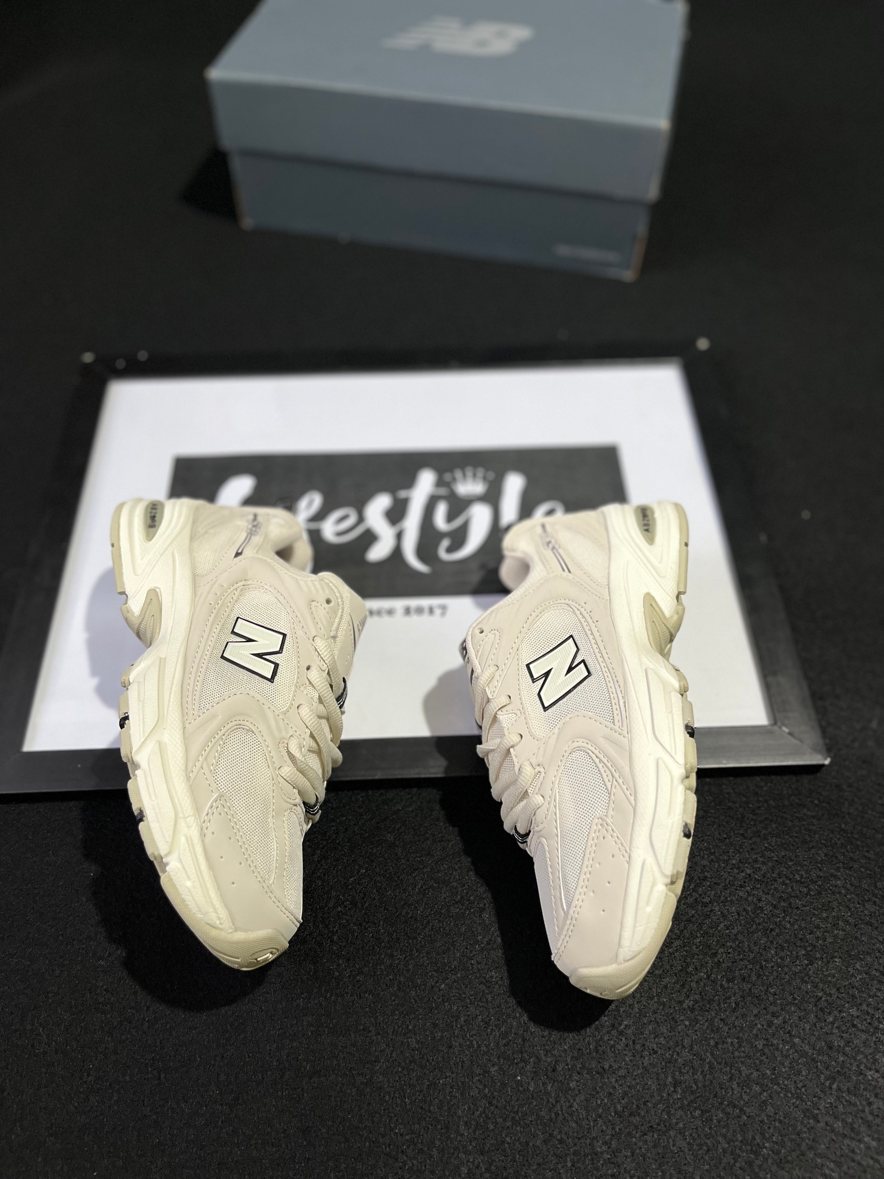 NEW BALANCE 530 DAMA
