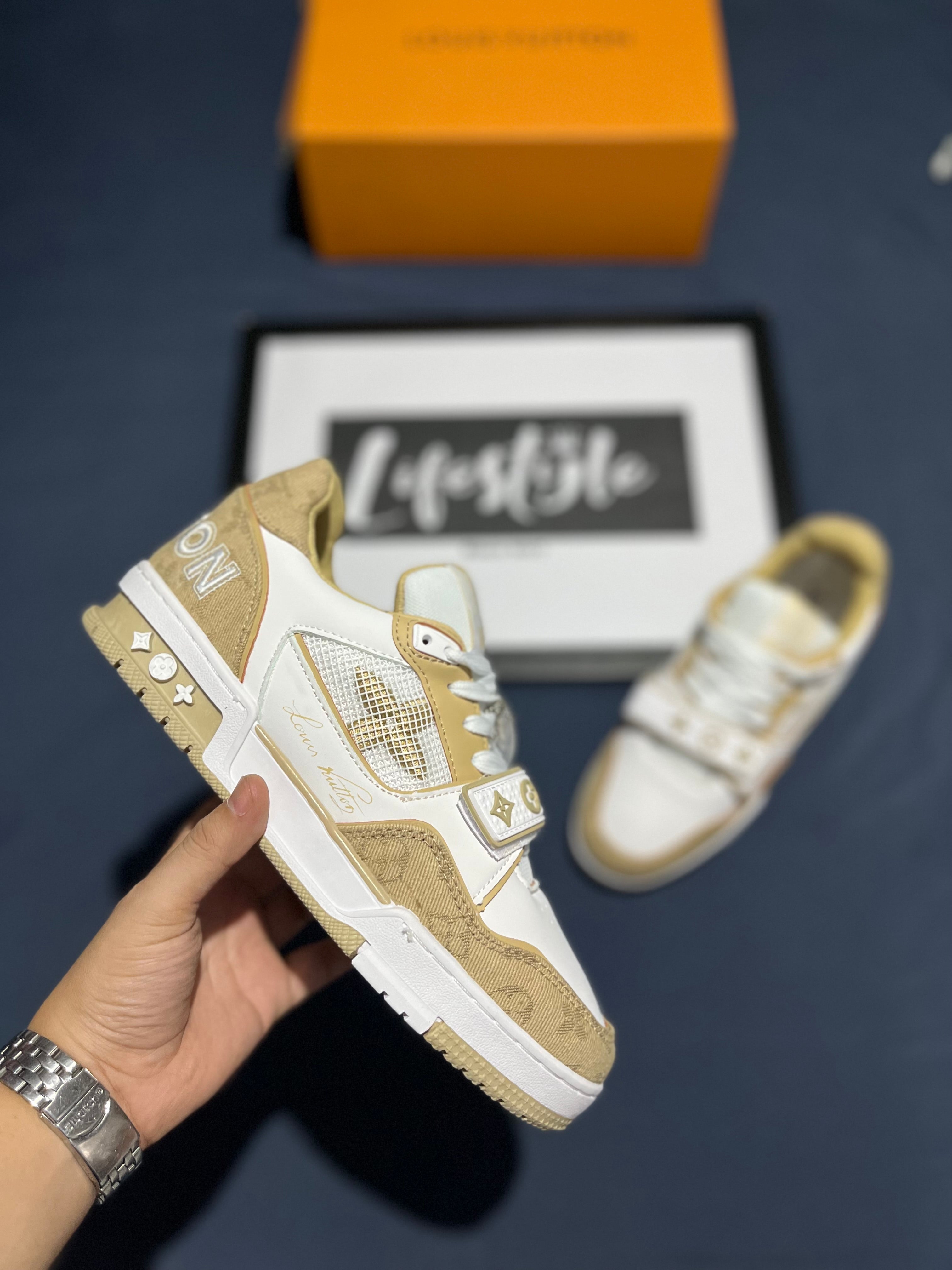 LOUIS VUITTON | TRAINER