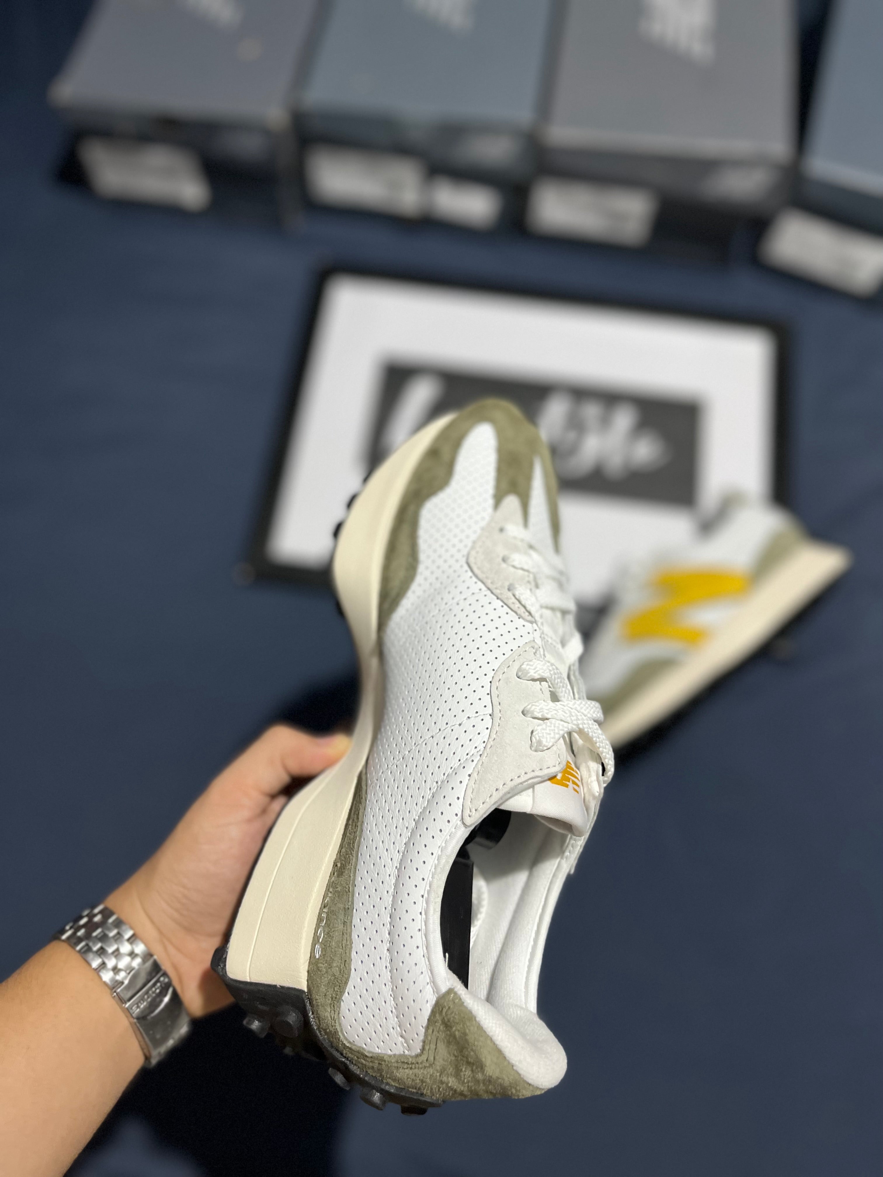 NEW BALANCE 327 | ORIGINAL