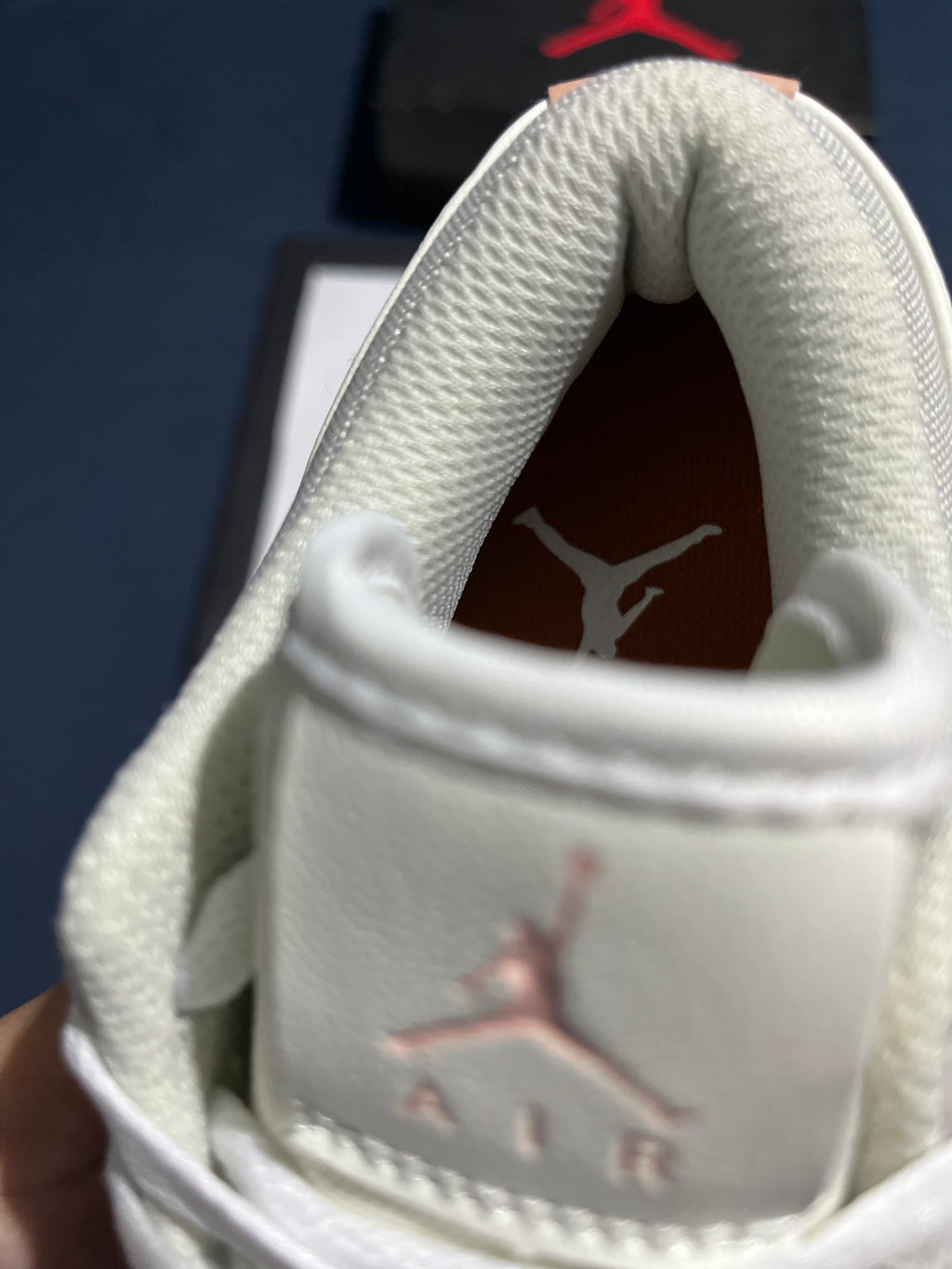 JORDAN RETRO 1 | MILAN DAMA