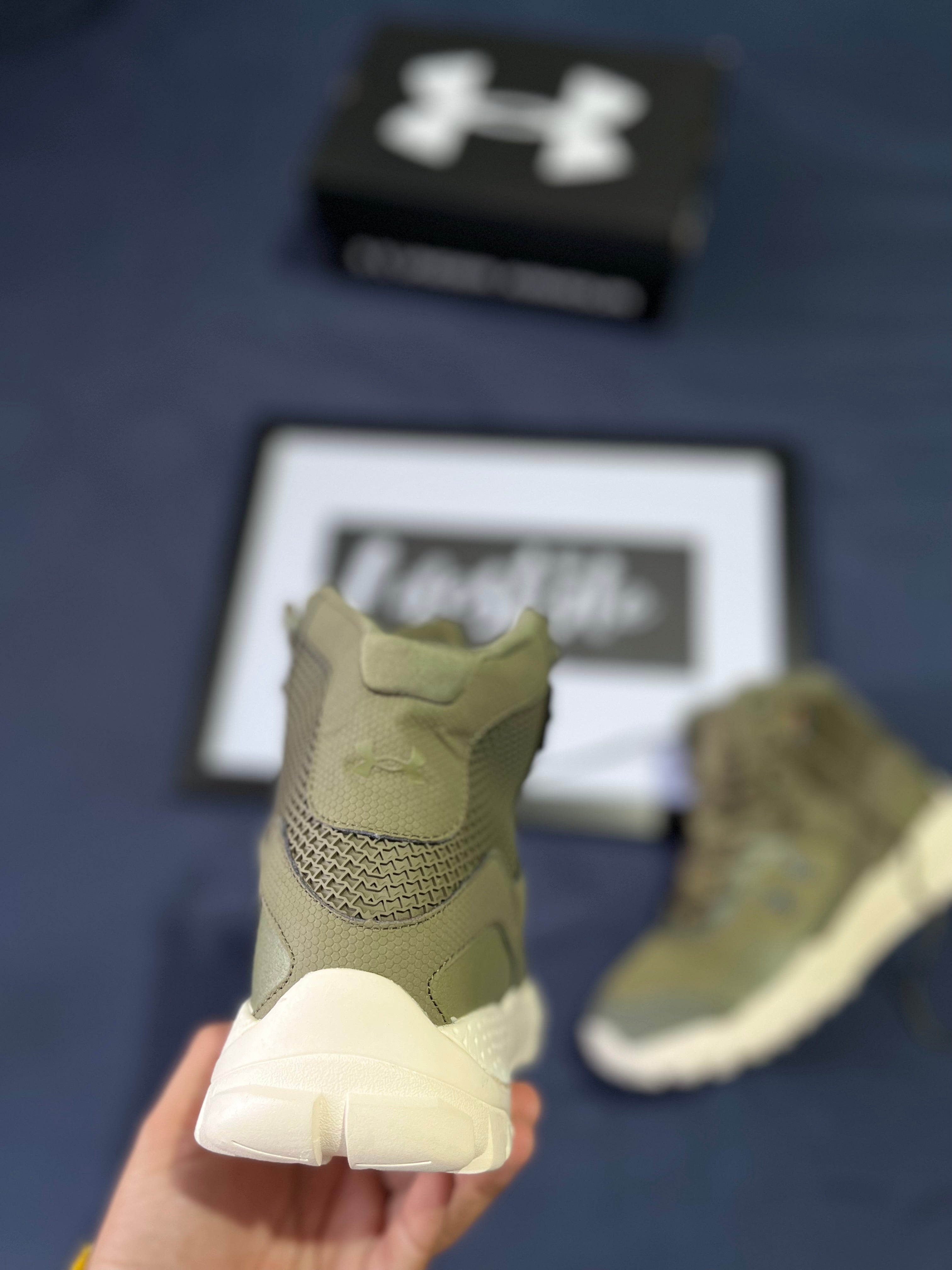 UNDER ARMOUR VALSETZ