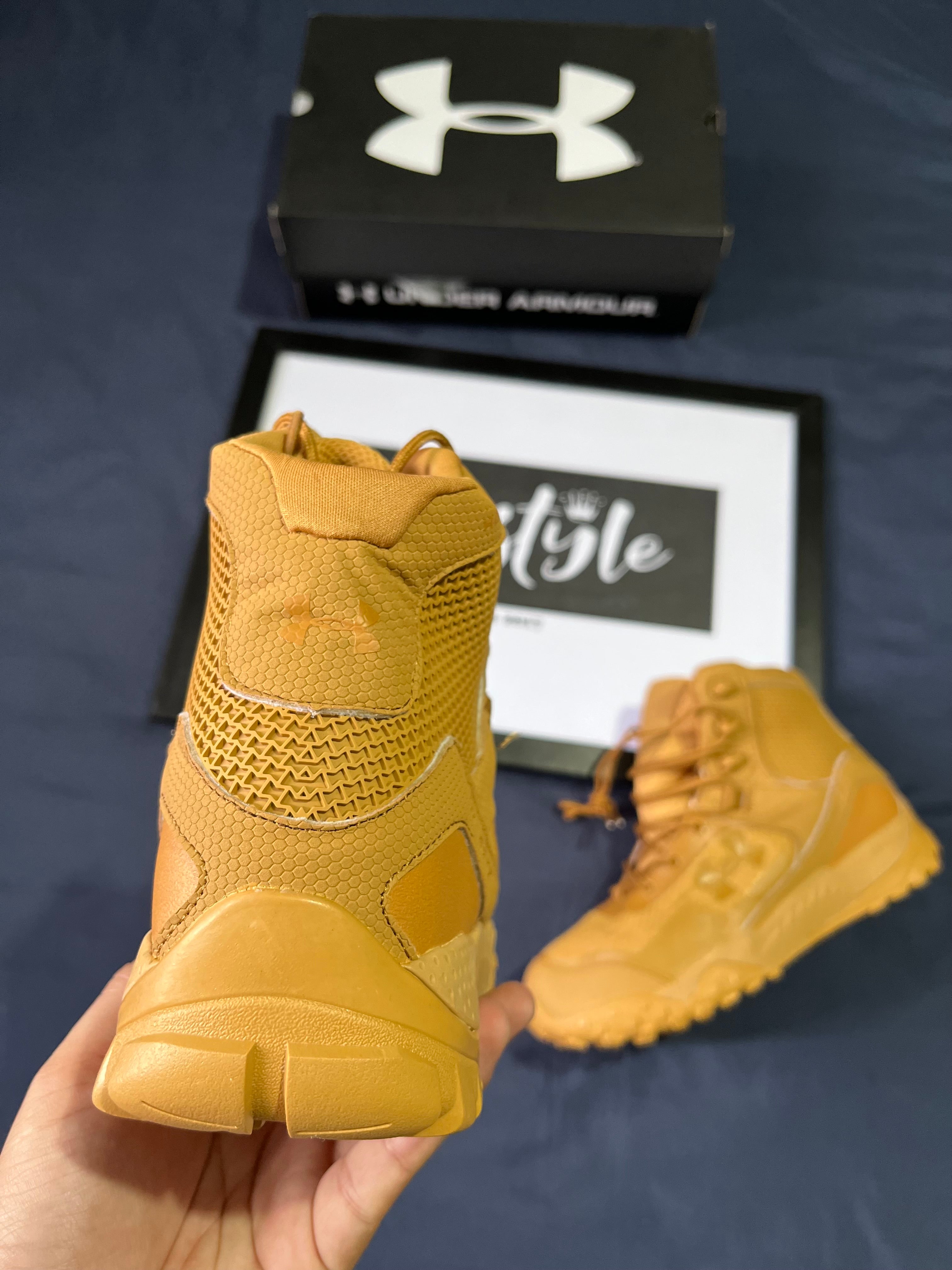 UNDER ARMOUR VALSETZ